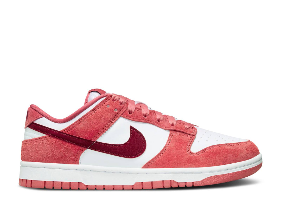 NIKE DUNK LOW WOMENS "VALENTINE'S DAY 2024”
